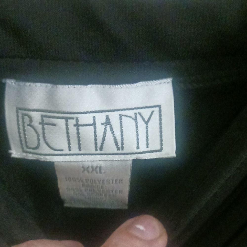 Elegant Black and Gray Patterned Maxi Dress - Picture 2 of 10